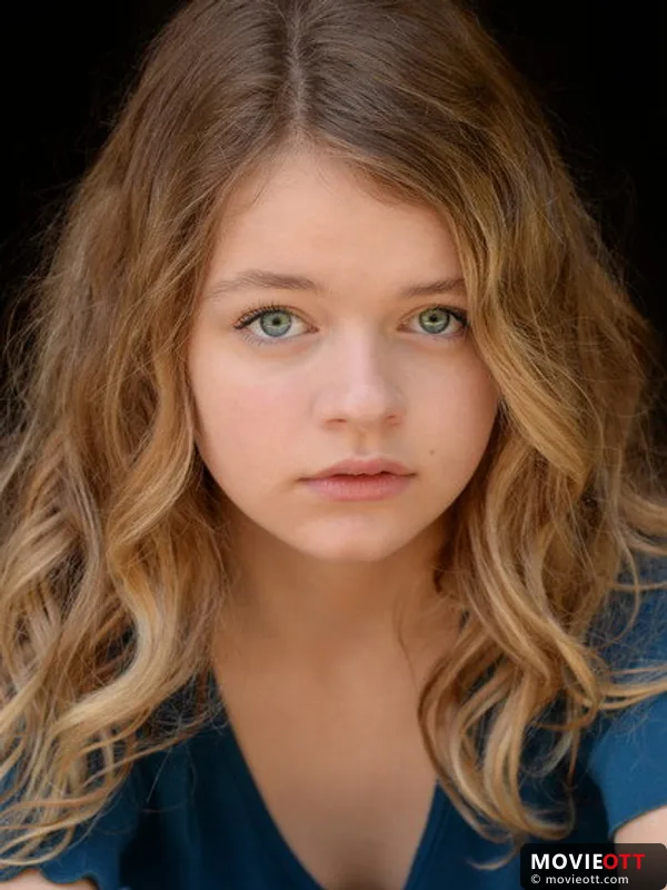 Kylie Rogers — photo 3