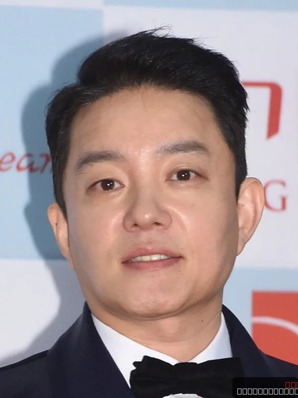 Lee Beom-soo — photo 4