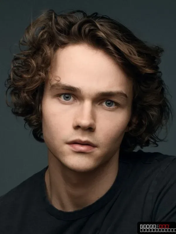 Levi Miller