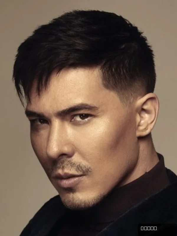 Lewis Tan — photo 4