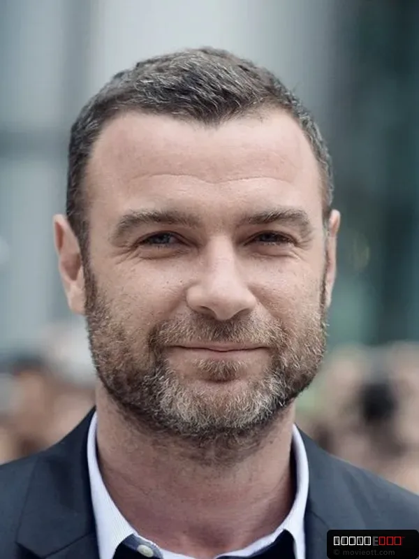Liev Schreiber