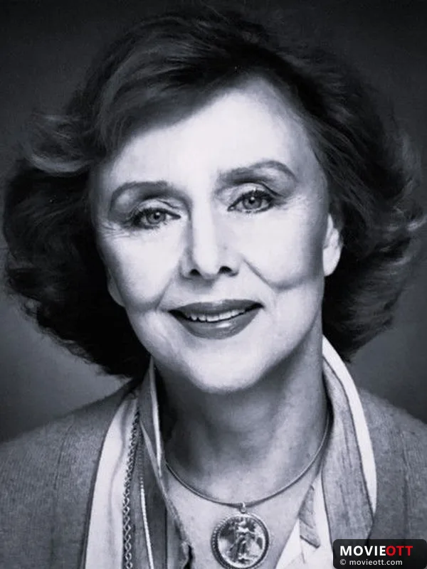 Louise Latham — photo 1