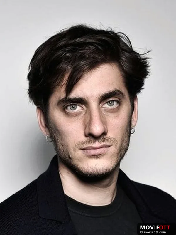 Luca Marinelli — photo 1