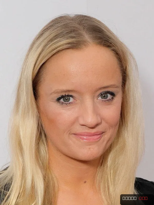 Lucy Davis — photo 4