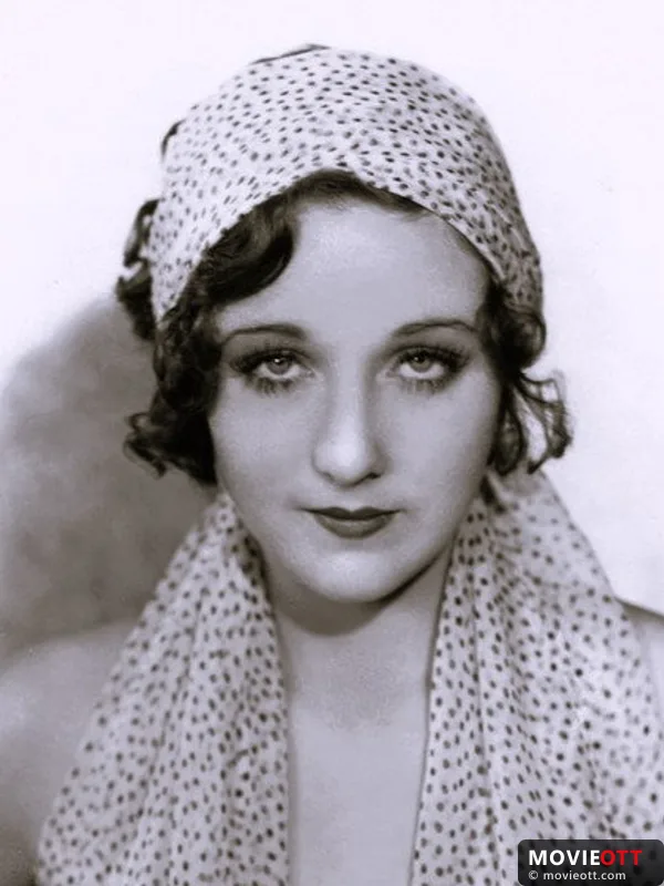 Mae Madison — photo 1