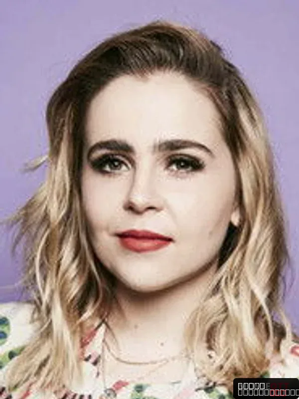 Mae Whitman