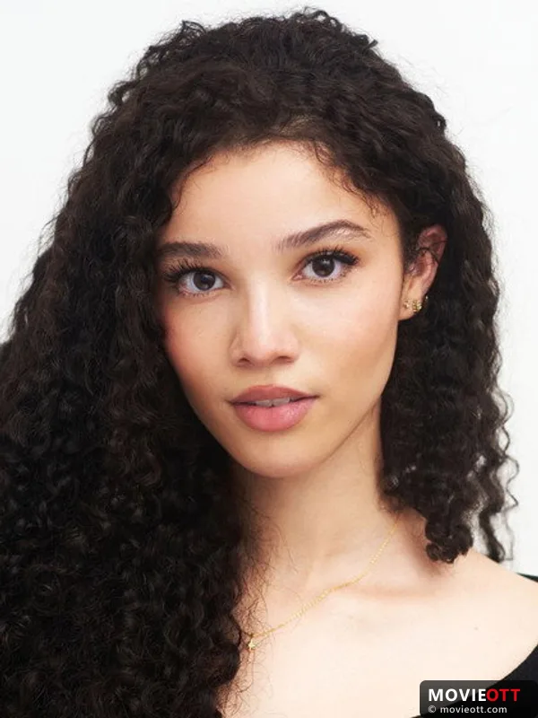 Malia Baker — photo 1