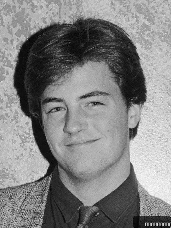 Matthew Perry — photo 7