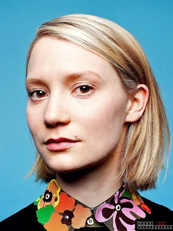 Mia Wasikowska