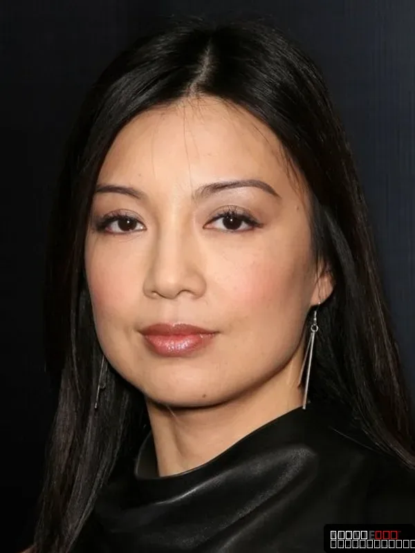 Ming-Na Wen