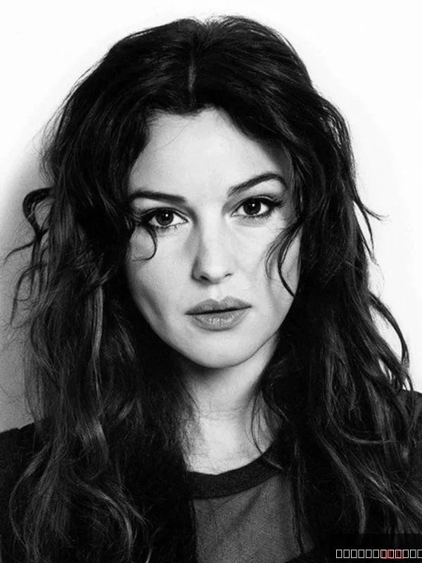 Monica Bellucci — photo 3