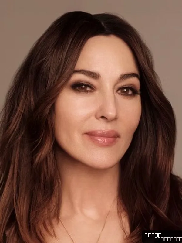 Monica Bellucci — photo 4