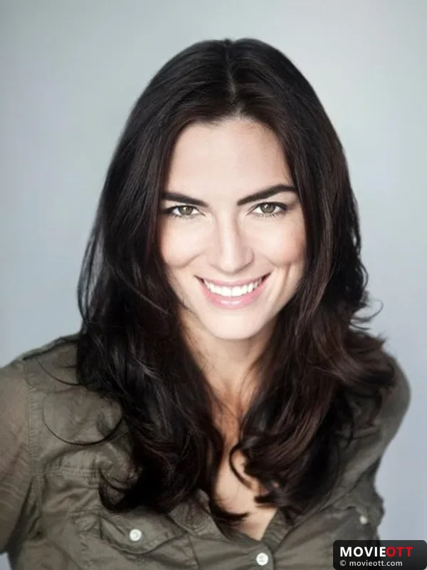 Monique Ganderton — photo 1