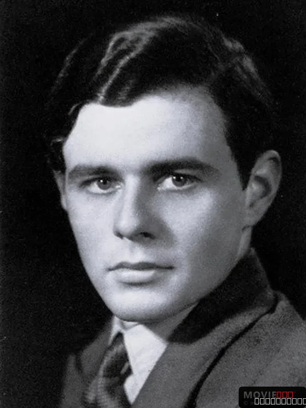 Niall MacGinnis