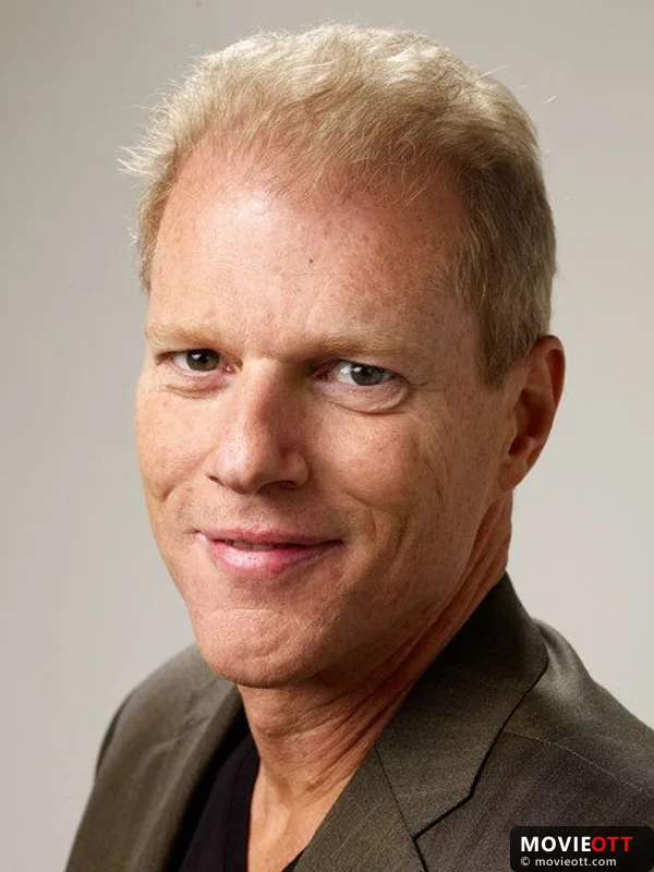 Noah Emmerich — photo 3
