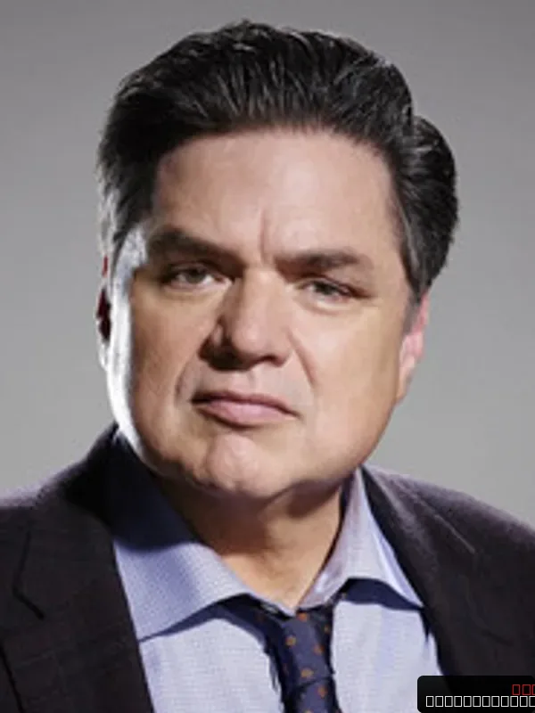 Oliver Platt