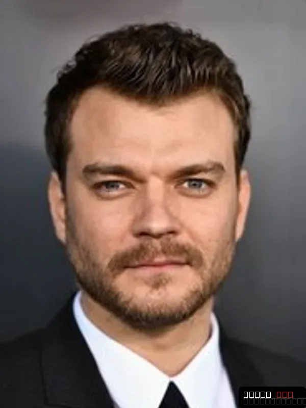 Pilou Asbæk