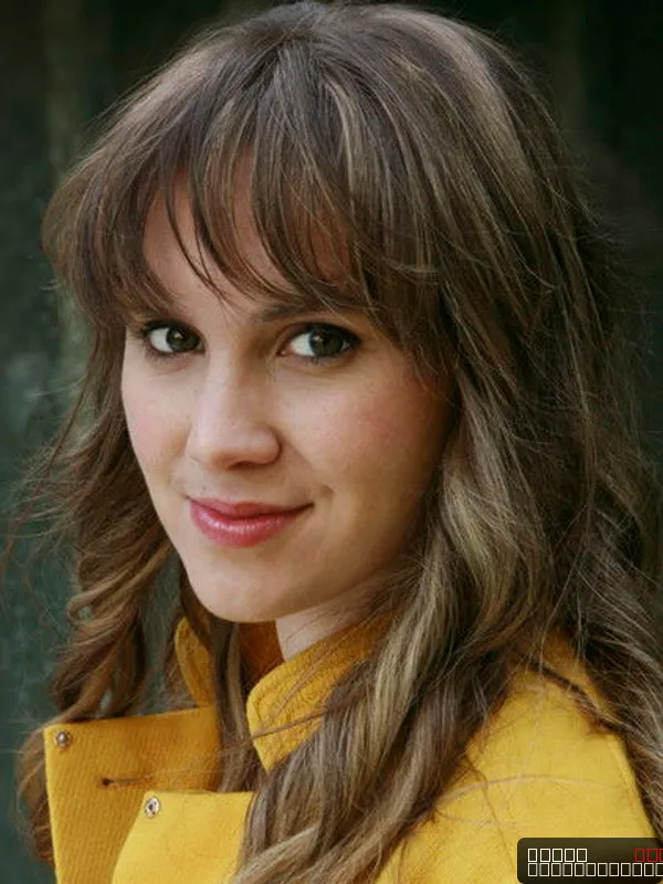Rhona Rees — photo 1