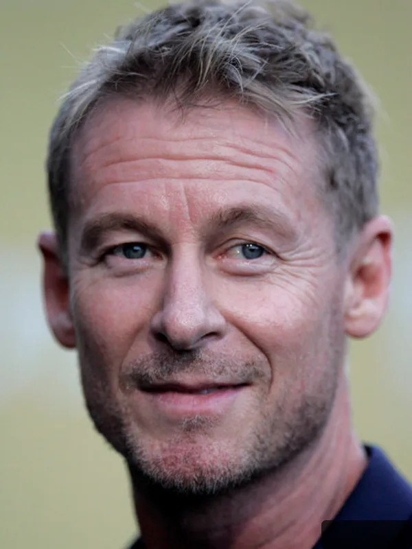 Richard Roxburgh — photo 1