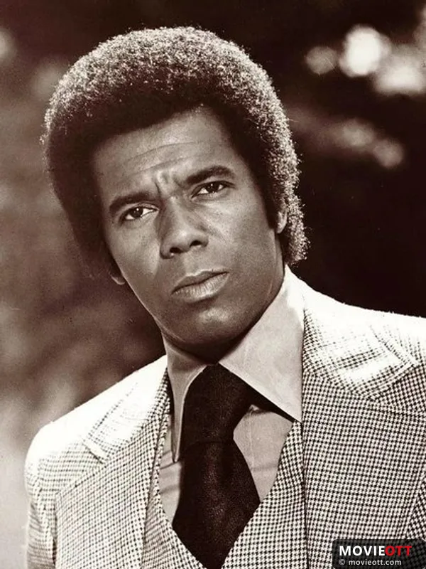 Robert Hooks — photo 1