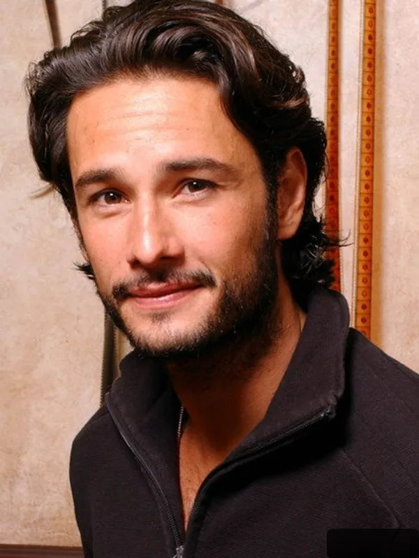 Rodrigo Santoro — photo 5