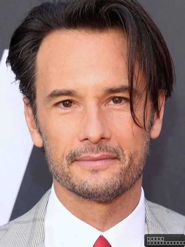 Rodrigo Santoro — photo 6