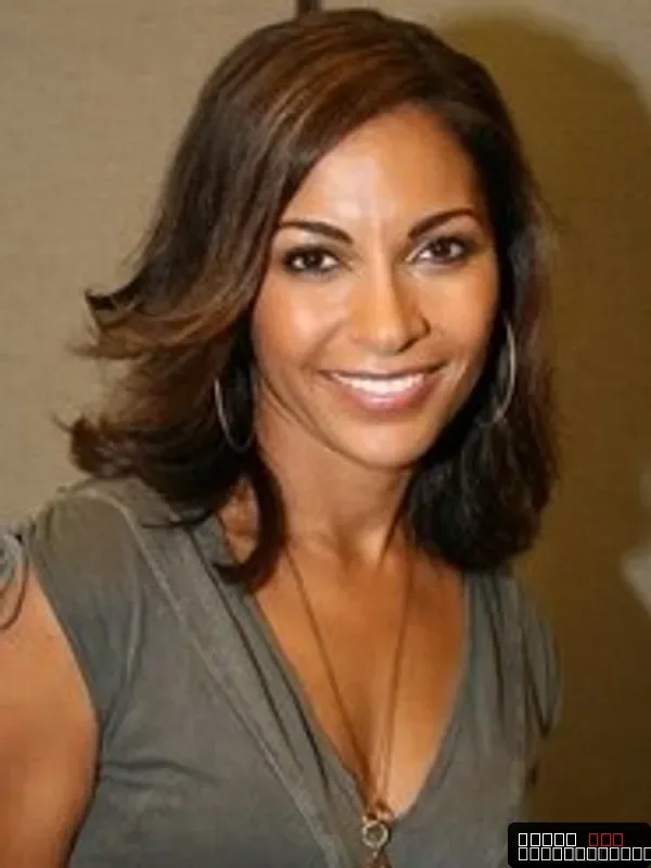 Salli Richardson-Whitfield