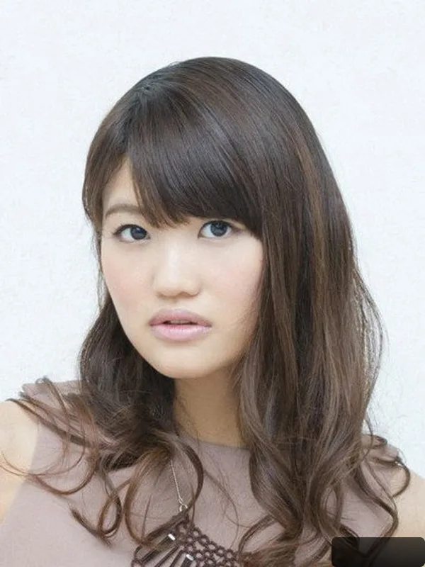 Saori Hayami — photo 3