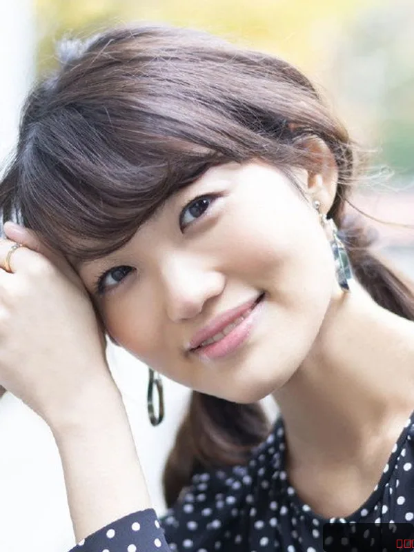 Saori Hayami — photo 4