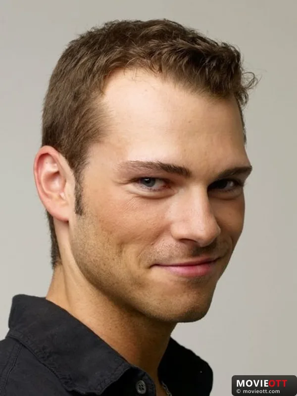 Shawn Roberts — photo 1
