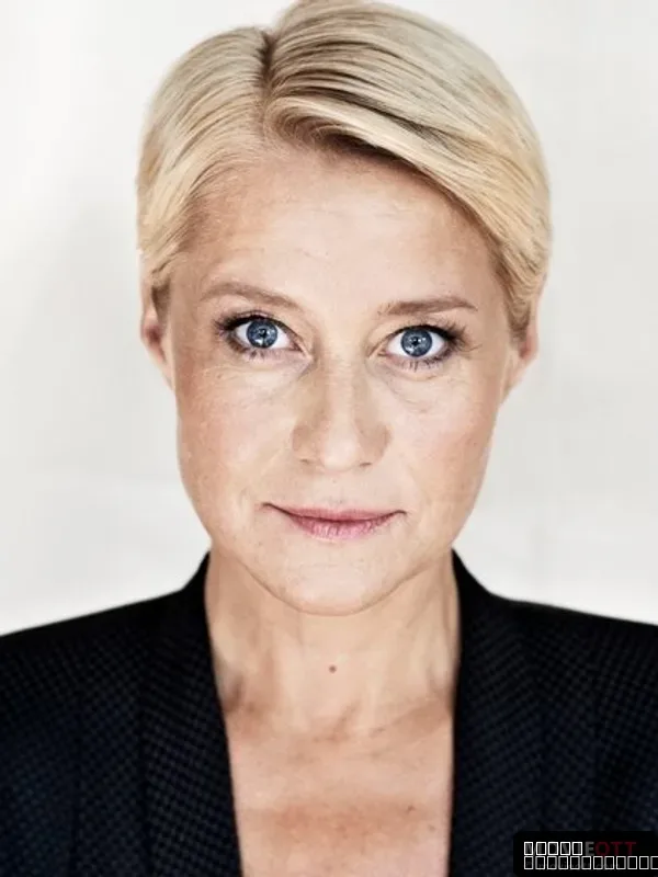 Trine Dyrholm
