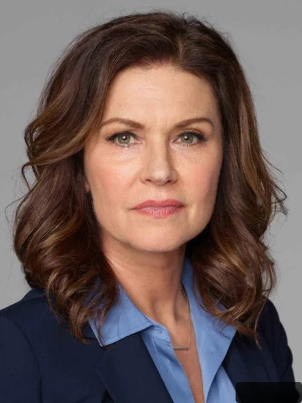 Wendy Crewson — photo 5