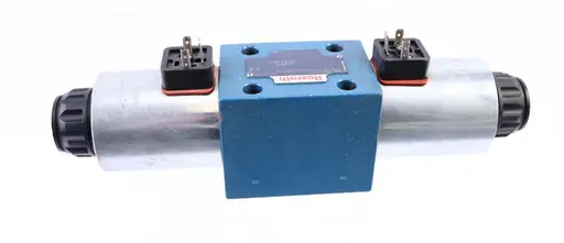 Product: REXROTH R900929121 4WE 10 D33/OFCG220N9K4