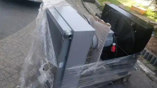 Product: Powietrzna chłodnica oleju OILTECH 53905821