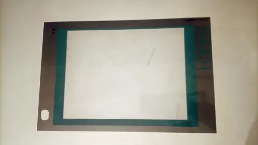 Produkt: MASKOWNICA DO PANELU SIEMENS PC 677 19" 6AV7875-0BC20-1AC0