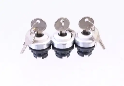 Product: SIEMENS 3SU1400 22mm KEY SWITCH 3 PCS ! NEW !