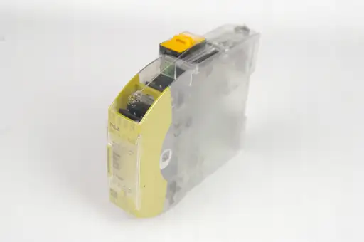 Product: Pilz 772181 PNOZ Multi ES 14DO Auxiliary Output Module