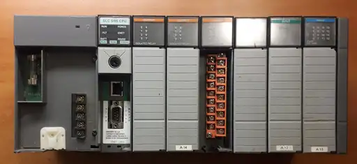 Product: Allen Bradley SLC 500 KOMPLET 1747-L551 1746-A7 P3 NI4 IB16 ITB16 3x OX8