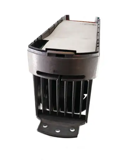 Produkt: UNIDRIVE UNI1401 0,75KW STDJ08 RADIATOR + POWER BOARD