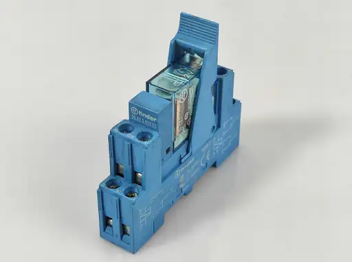 Product: FINDER 40.51 10A 250V~ 12Vdc PRZEKAŹNIK + GNIAZDO