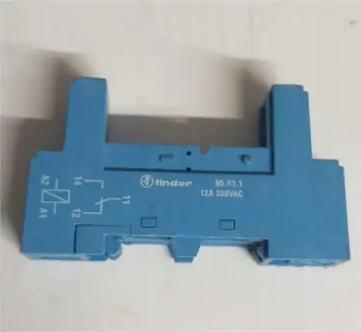 Product: FINDER 95.83.3 GNIAZDO DO SERII F40 12A 300VAC