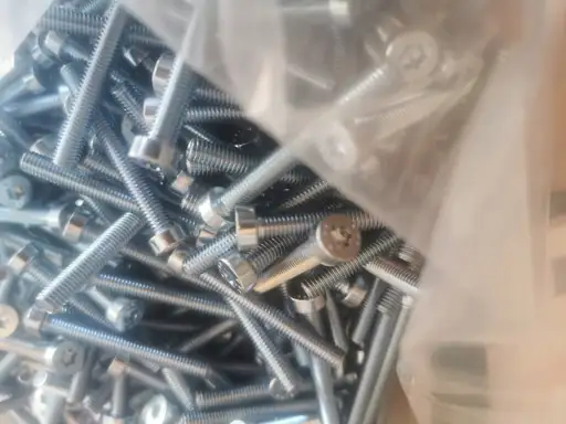 Product: Śruba Bossard Torx z łbem walcowym M5x40 kl. 8,8