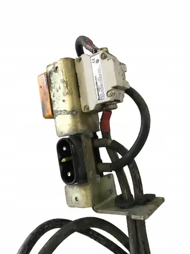 Product: Wyłącznik bezpieczeństwa z gniazdem Jungheinrich 50020312 ERE