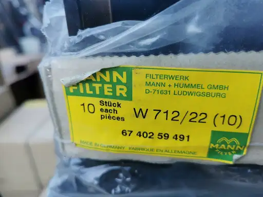 Produkt: Filtr oleju Mann-Filter W 712/22