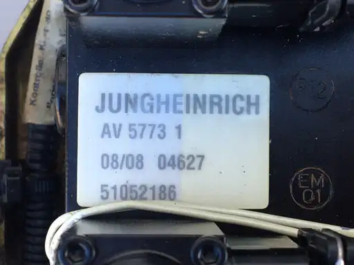 Product: AV 57731 Jungheinr hydraulic distributor