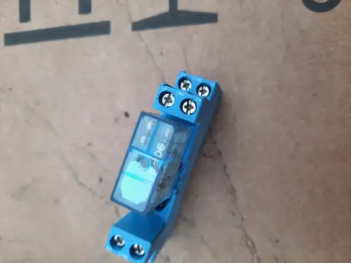 Product: Przekaźnik Finder 40.52 z podstawą 95.85.3 Finder