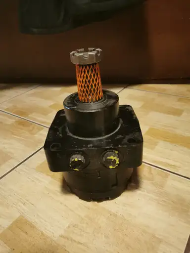 Product: Silnik hydrauliczny White WCE300P3822AAAAA 300CC