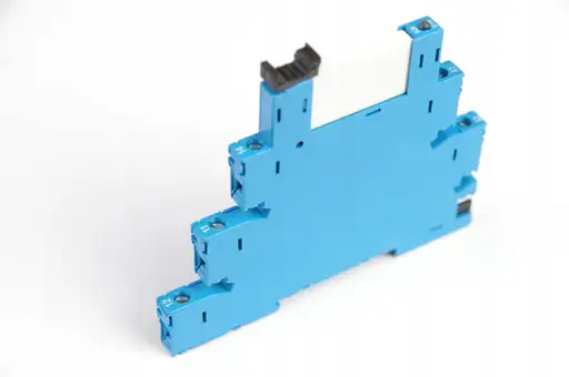 Product: Finder 34.51.7.024.0010 + 93.01.7.024 Przekaźnik + podstawka