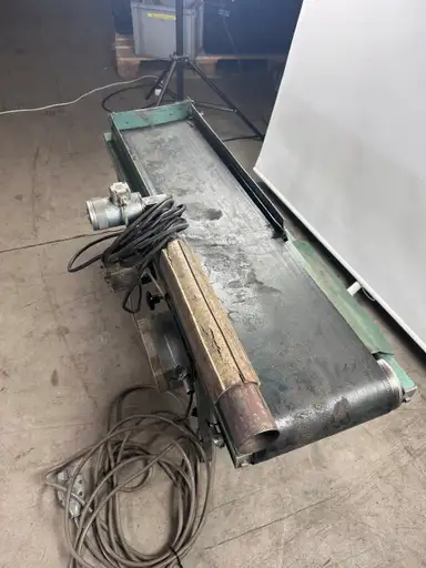 Produkt: Podajnik taśmowy