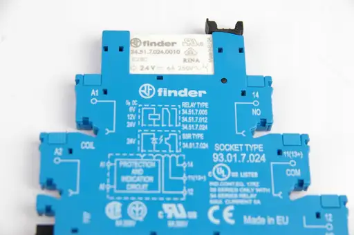 Product: Finder 34.51.7.024.0010 + 93.01.7.024 Przekaźnik + podstawka